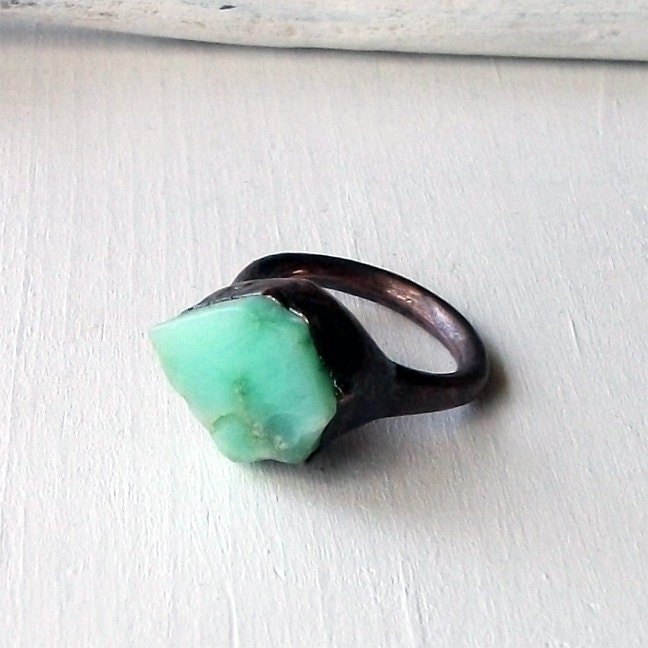 Copper Chrysoprase Ring Emerald Pale Caribbean Green Handmade Organic Raw Modern
