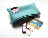 Felt Cupcake Pouch / Earth Friendly Wool / Vintage Blue