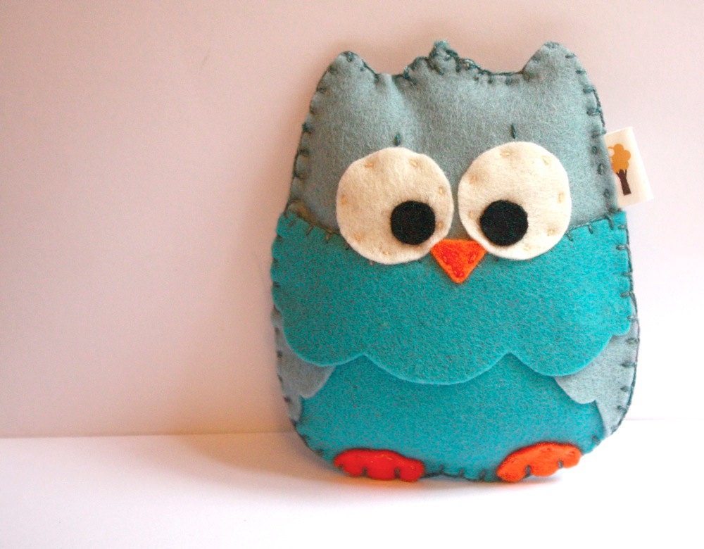 Baby Owl Rattle / Earth Friendly Vintage Blue