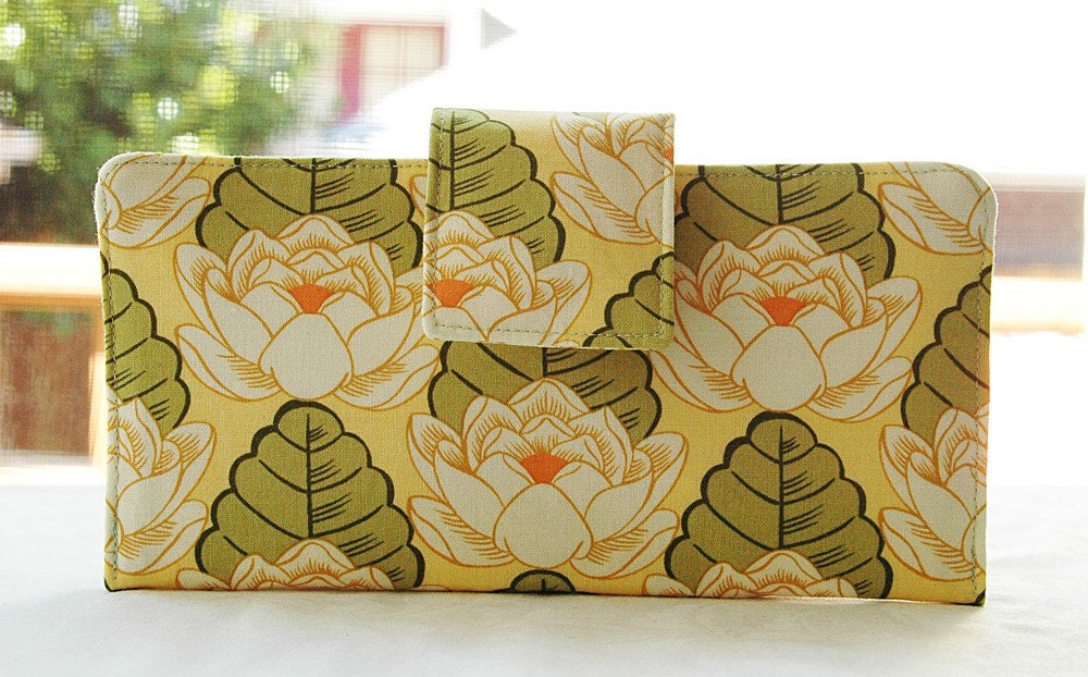 Handmade womens wallet   Perfect wallet in Amy Butler Lotus Flower Green