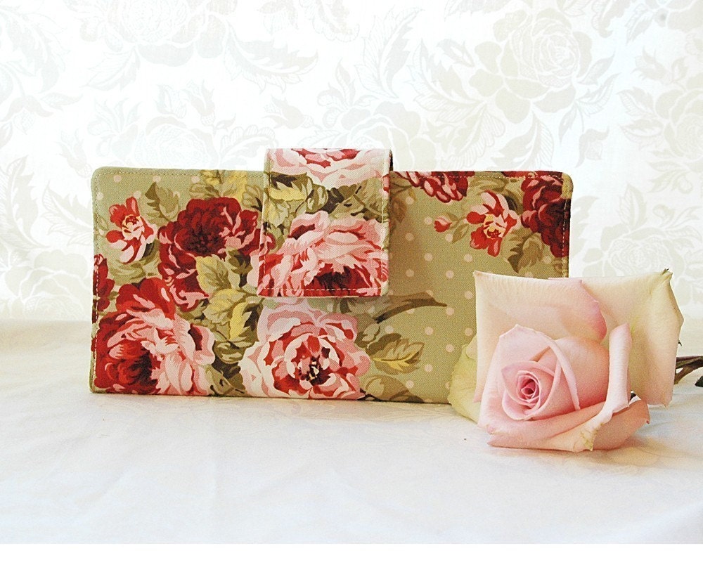 Women's WalletPerfect wallet in light green polka dot with rose bouquets