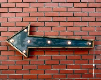 Arrow Marquee Light // Large