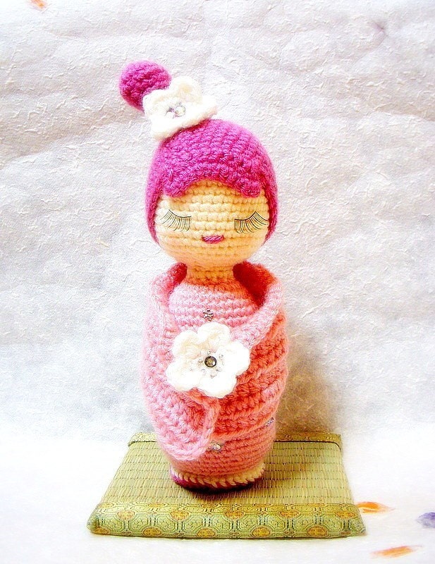 Amigurumi Kokeshi pattern - Sakura - Crochet Kokeshi tutorial PDF