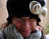 Black Crochet Hat, Cloche Hat with Natural White and Black  Wool  Felted  Roses, Flapper black hat with Felted  Roses