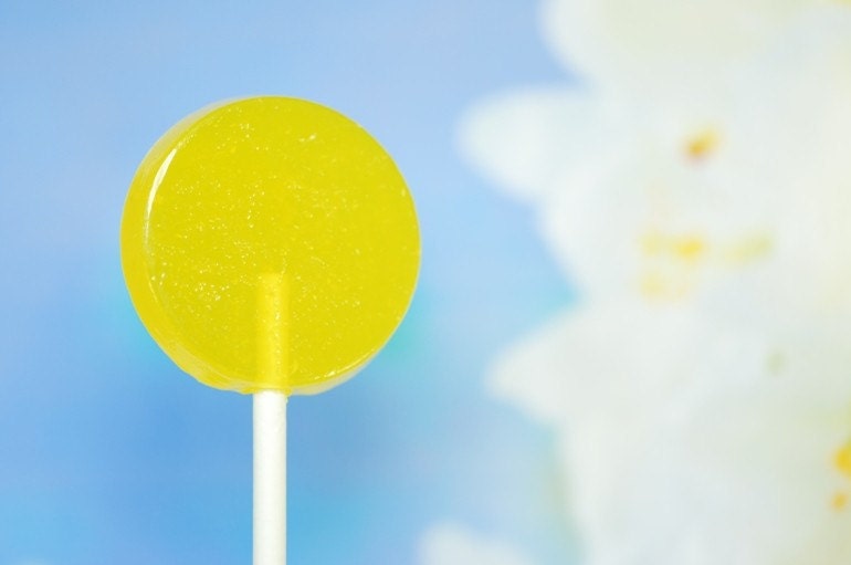 Pineapple Banana Lollipops - 12 sunshine yellow lollipops for Ninjago birthday party - hard candy lolli