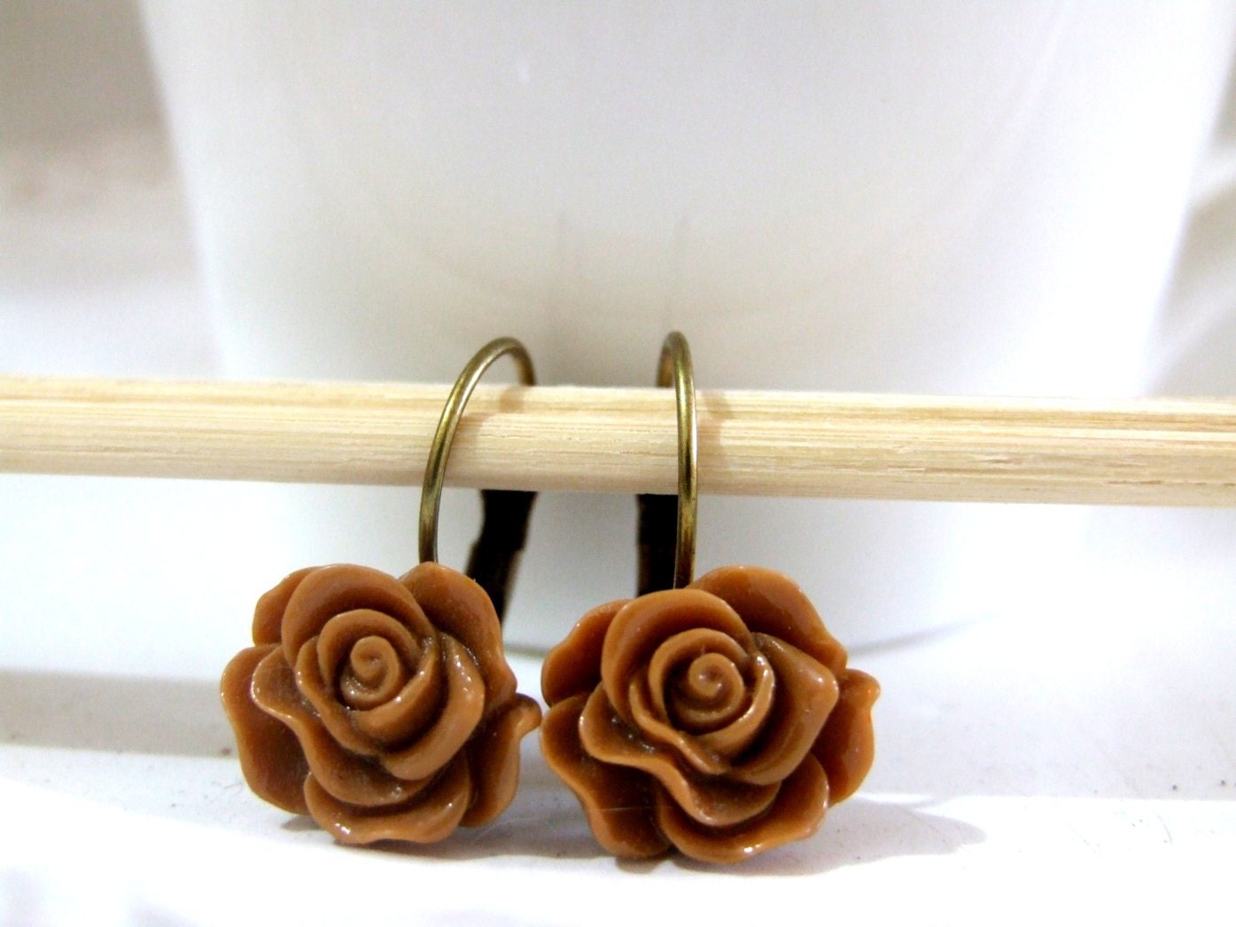 Brown rose cabochon nickel free antique dangle earrings