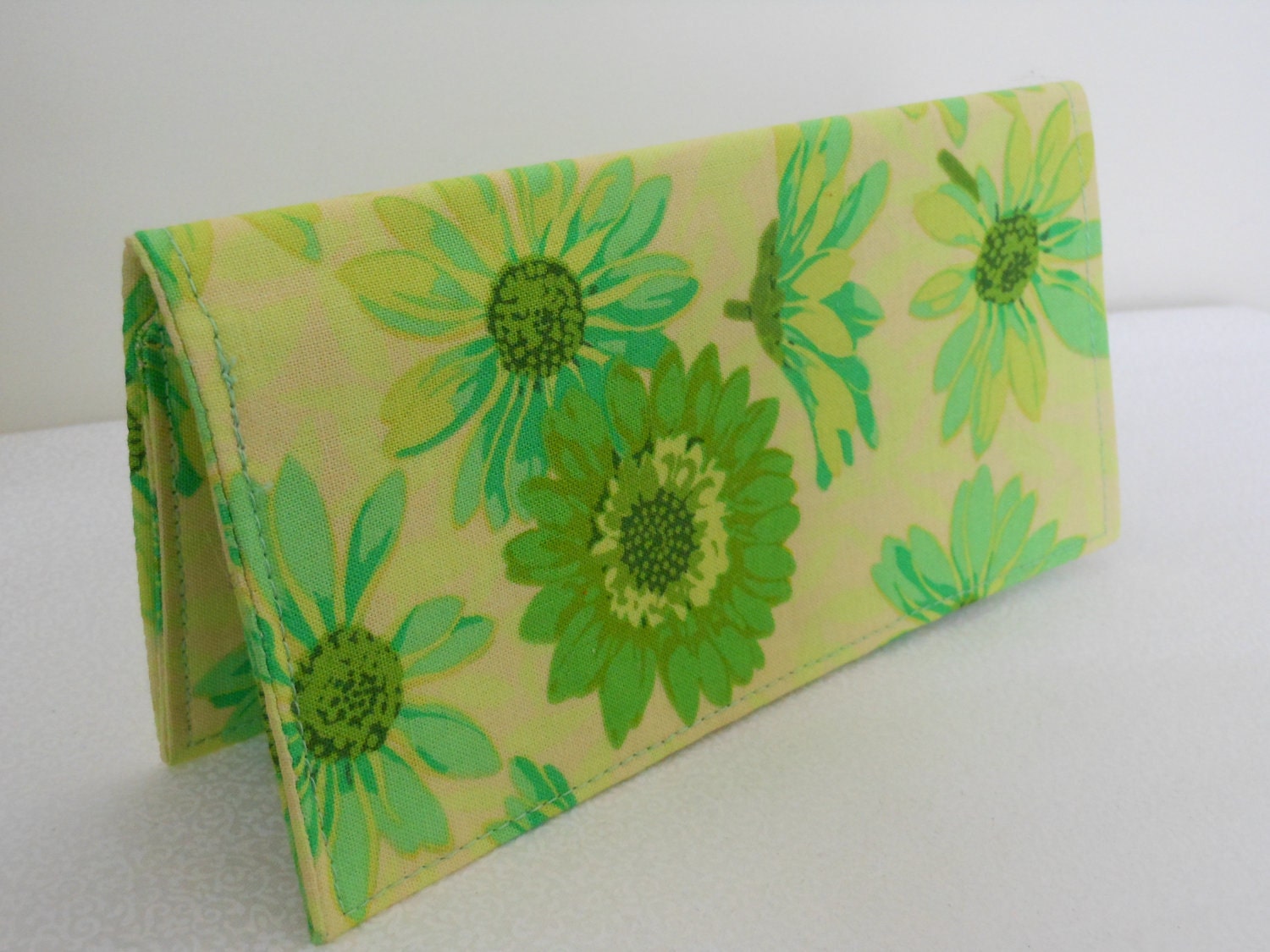 SALE - Checkbook Cover Coupon Holder - Floral Spring Mums