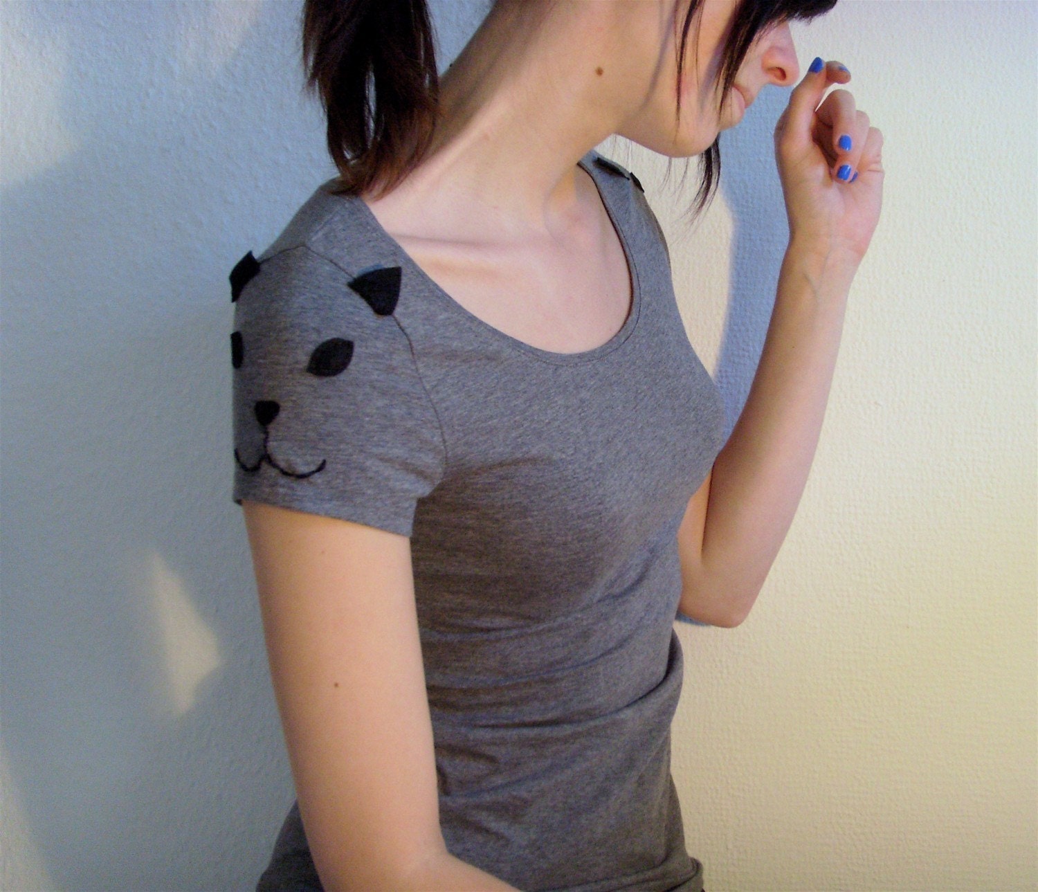 The Lovely Kitten Tee