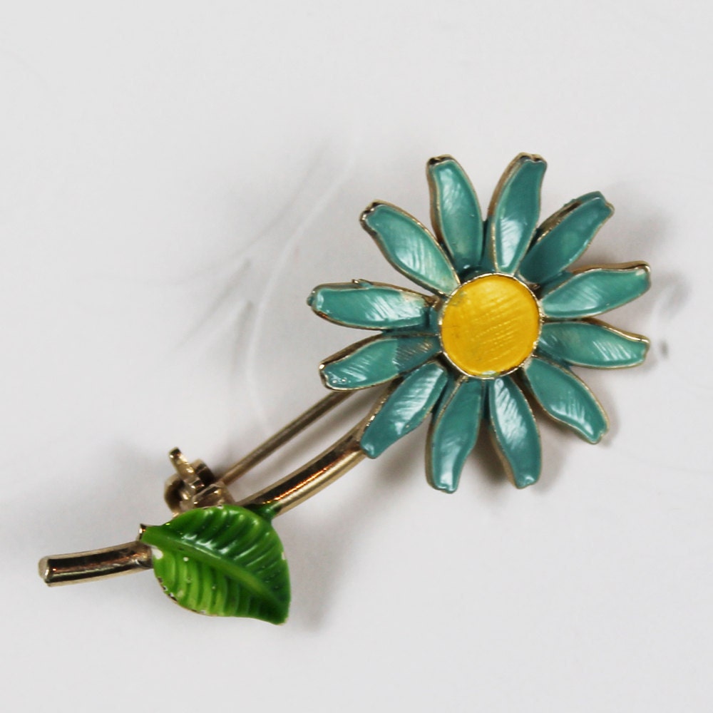 Vintage Enamel Turquoise Petite Flower Brooch