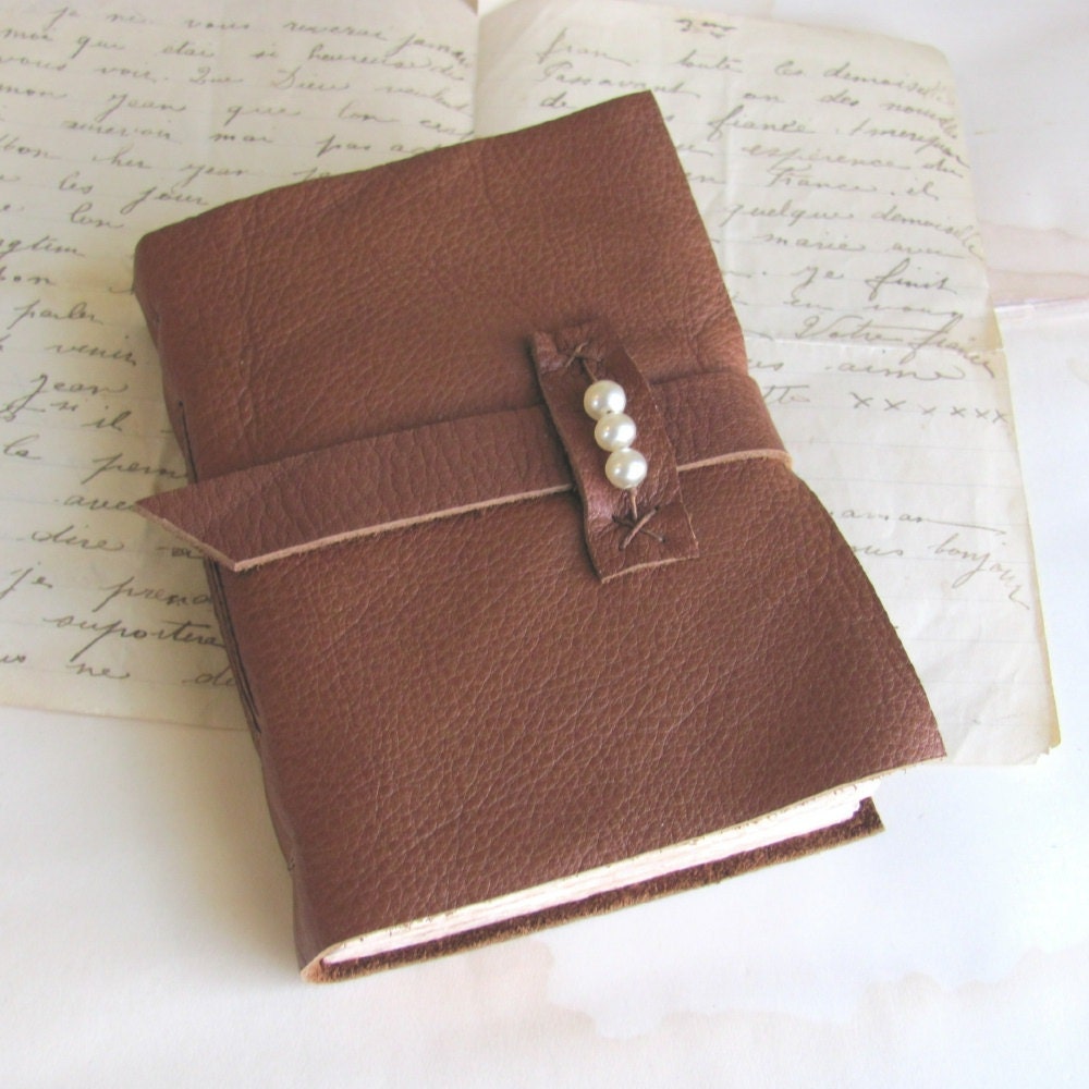 Tea & Honey with Miss Pearl - A Little Leather Journal
