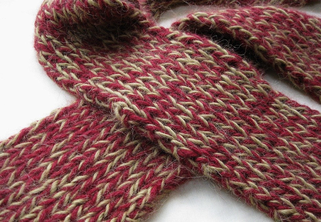 Pacarabbit - Handknit scarf