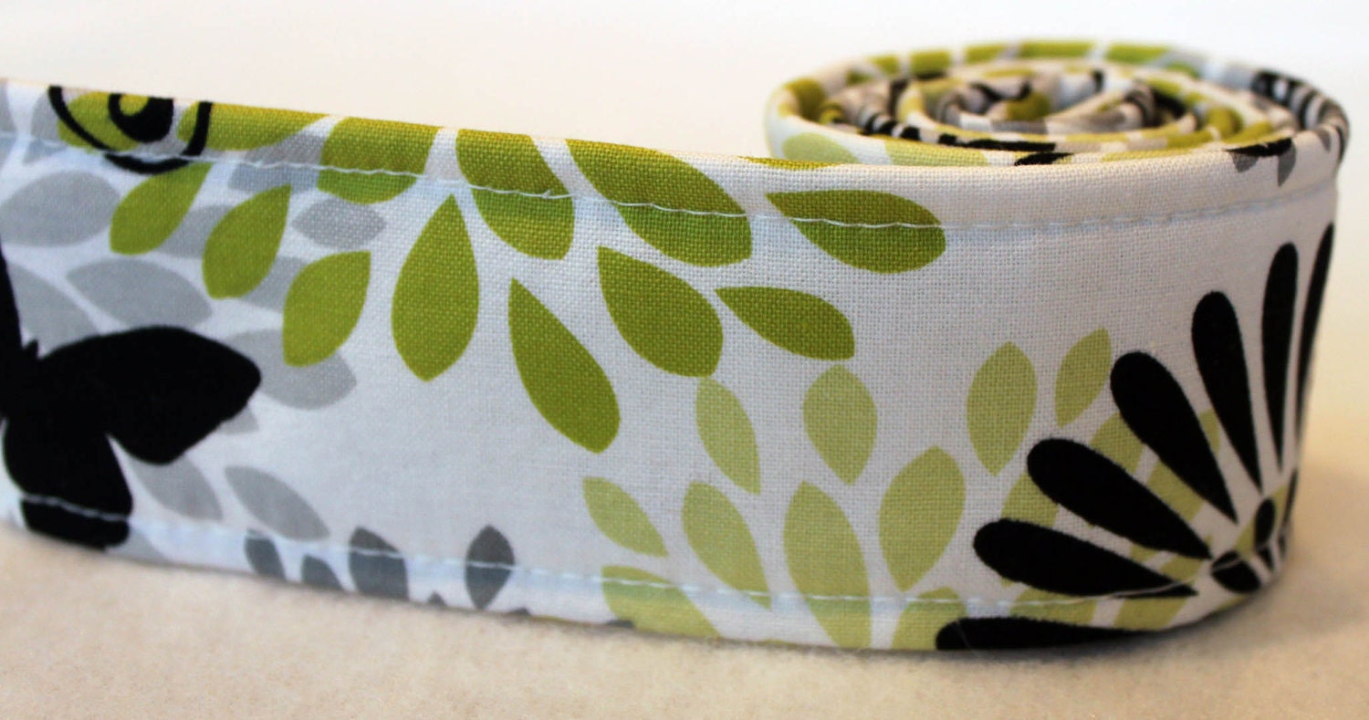 Camera strap WITH LENS POCKET - quick release - Butterfly shadows