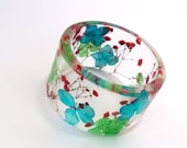 Red, Blue and Green Botanical Resin Bangle.  Chunky Bangle with Pressed Flowers.  Real Flowers - Red Baby's Breath