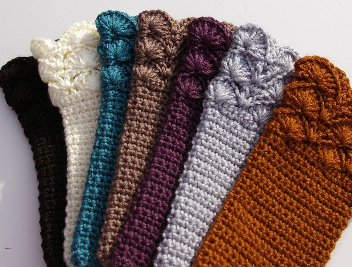 Arm warmers Fingerless Gloves in Phlox Purple Crochet Peacock Pattern