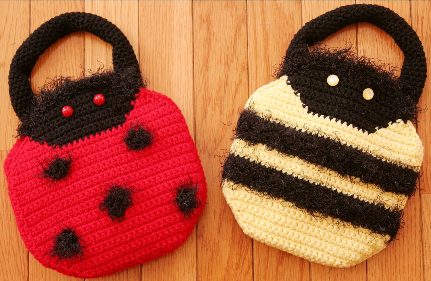 Girl CROCHET PATTERN Easy LADYBUG Bumblebee Cute Purse Handbugs