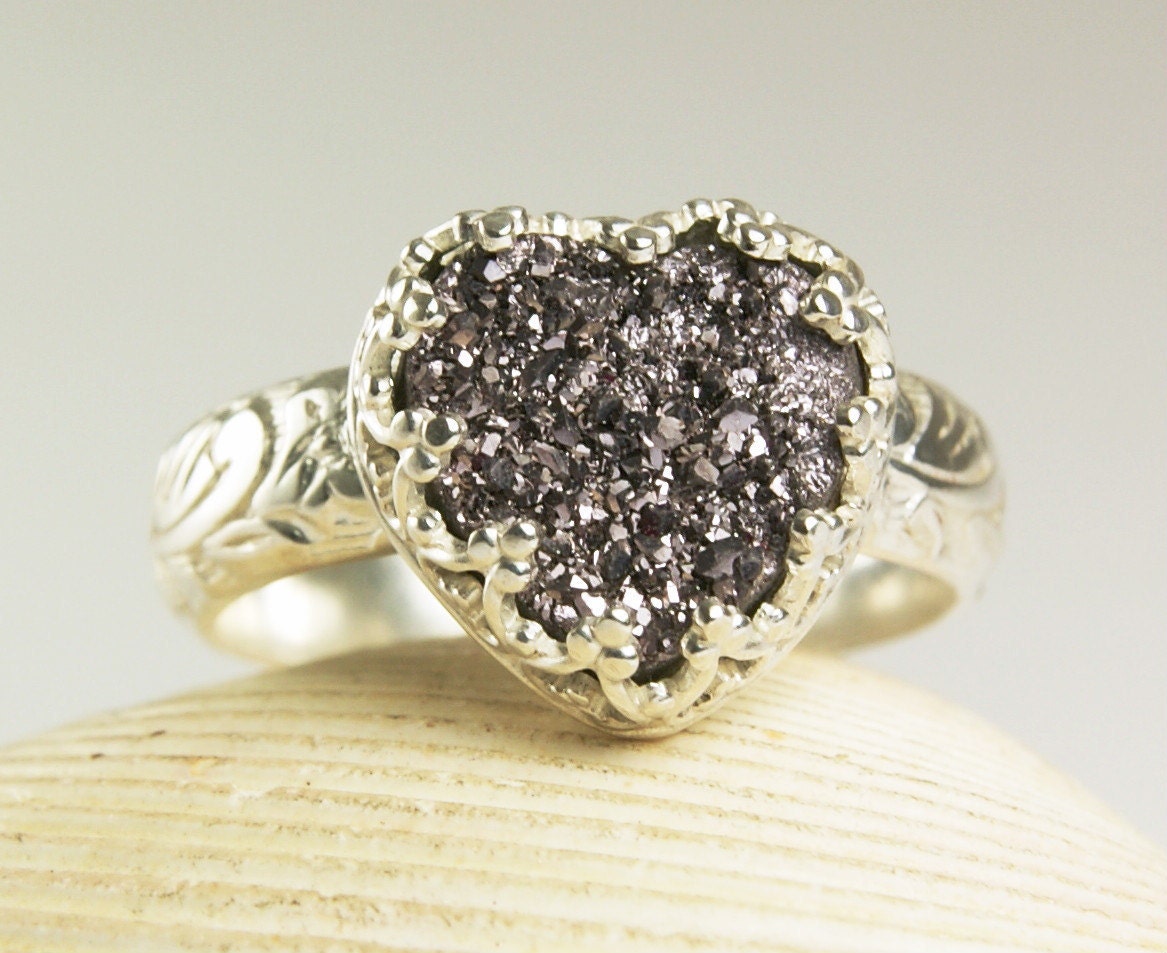 Druzy Ring, Purple Crystal Heart Stone, Handmade Custom Jewelry-size 5 1/2