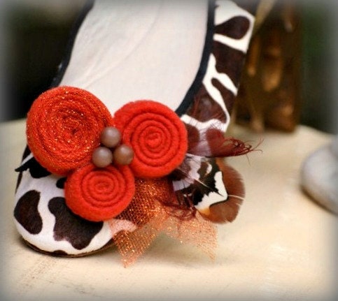 Rust Swirls Shoe Clips or Hair Clips. Bridal Bridesmaid Bride Friend Teen Mom Gift Idea, Boutique Style, Pheasant Feather Bead Glitter Tulle