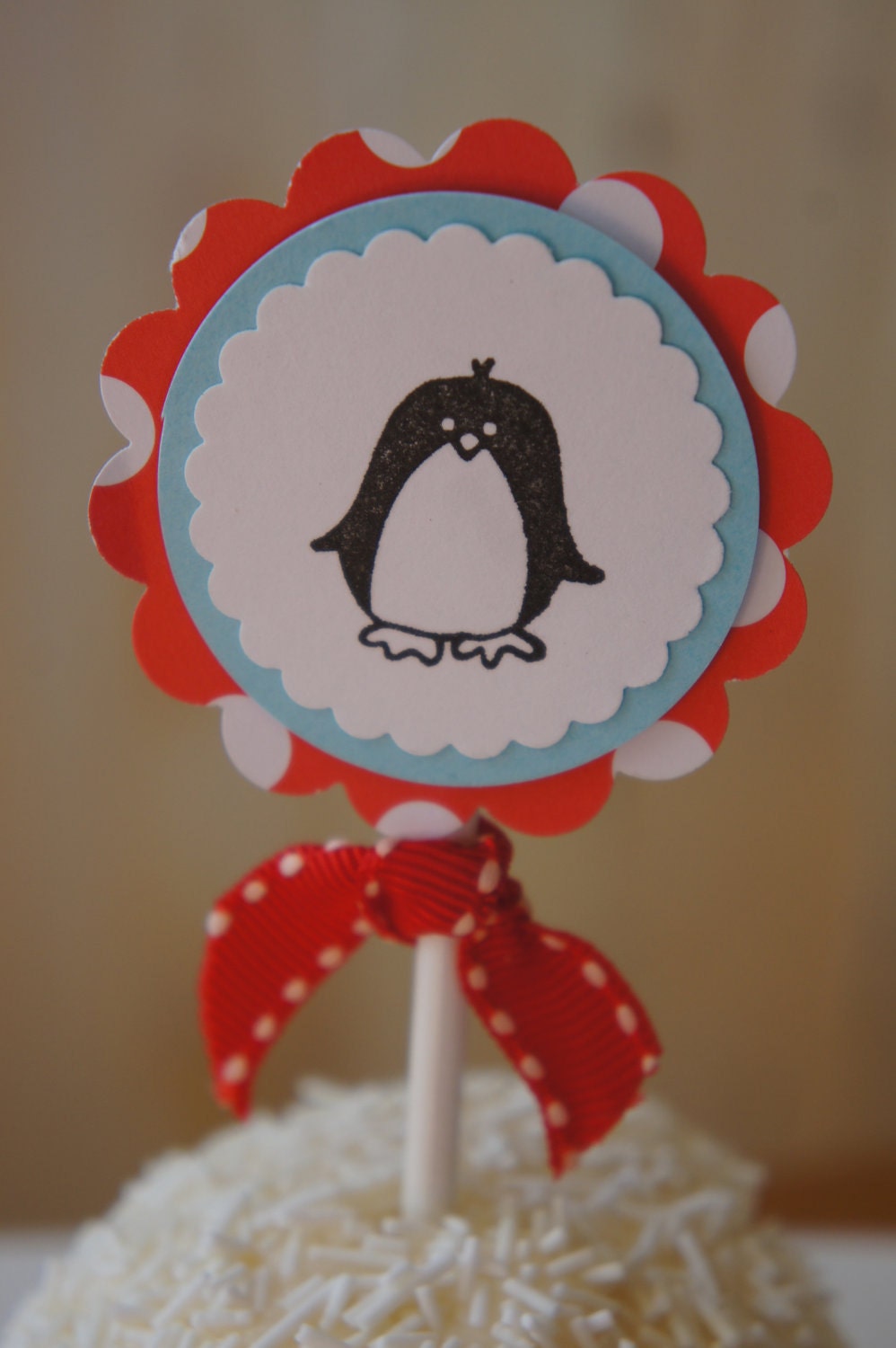 12 Penguin Cupcake Toppers or Party Favor Tags Il_170x135