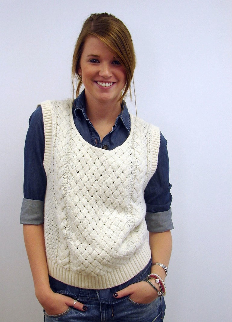 RESERVED FOR BLUEBERRYHONEY ... Vintage 70s Sweater Vest ... What a Tangled Web We Weave .... Size Small to Medium