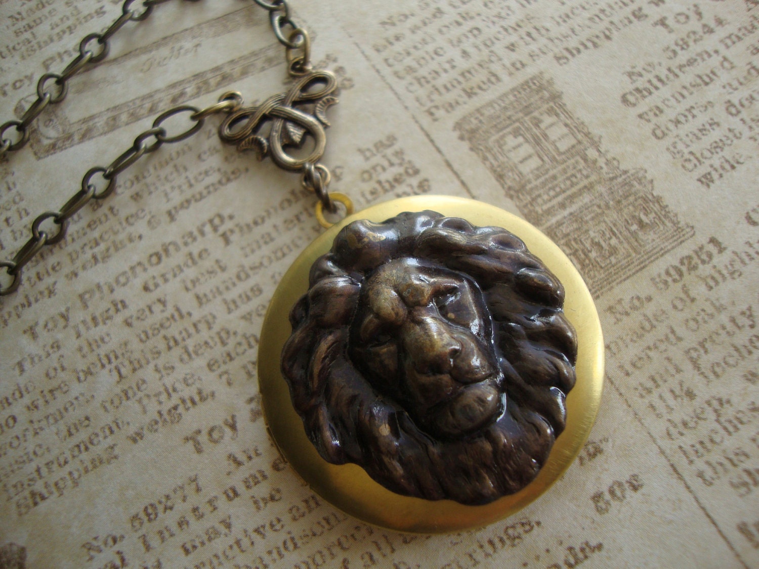 GRYFFINDOR - Wizarding Inspired Vintage Lion Head Locket Antiqued Brass With Red Swarovski Crystal Godric Scarlet Gold Courage Chivalry