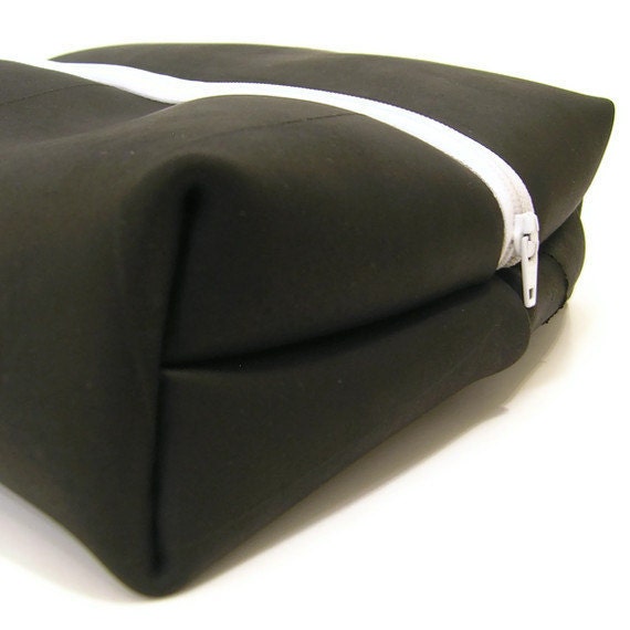 Reclaimed Rubber Zippered Pouch