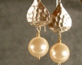 Pearl Hammered Silver Bridesmaid Earrings, Silver Earrings. Wedding Earrings, Bridal Earrings, Wedding Jewelry (4263W)