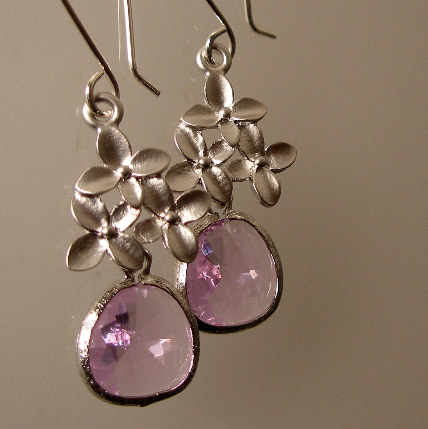 Wedding Jewelry - Pearl Gold Bridesmaid Gifts, Pearl and Gold Cherry Blossom Dangle Earrings (4274W)