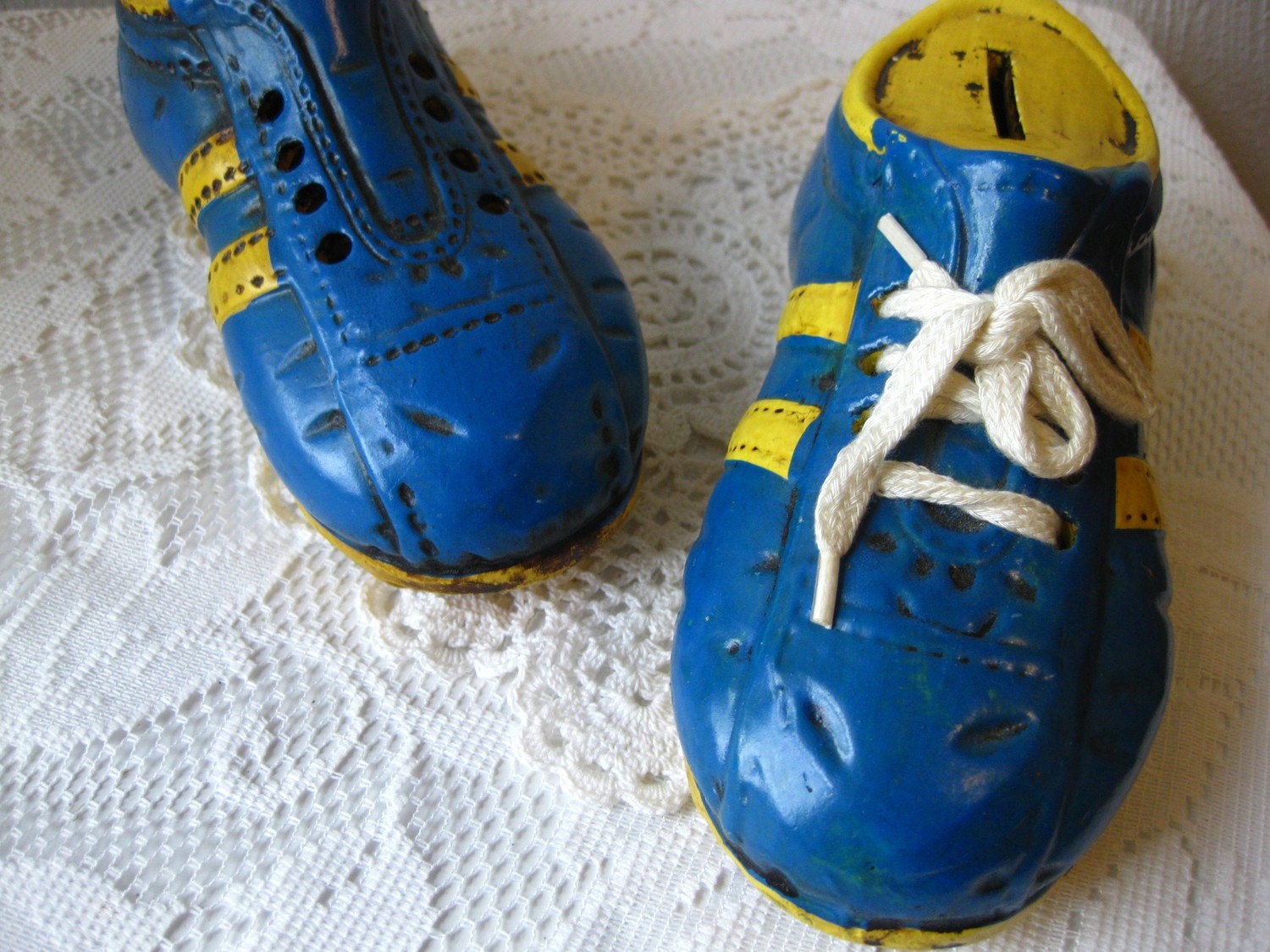Vintage Pair of Plasterware Blue Sneaker Shoe Banks by ENESCO
