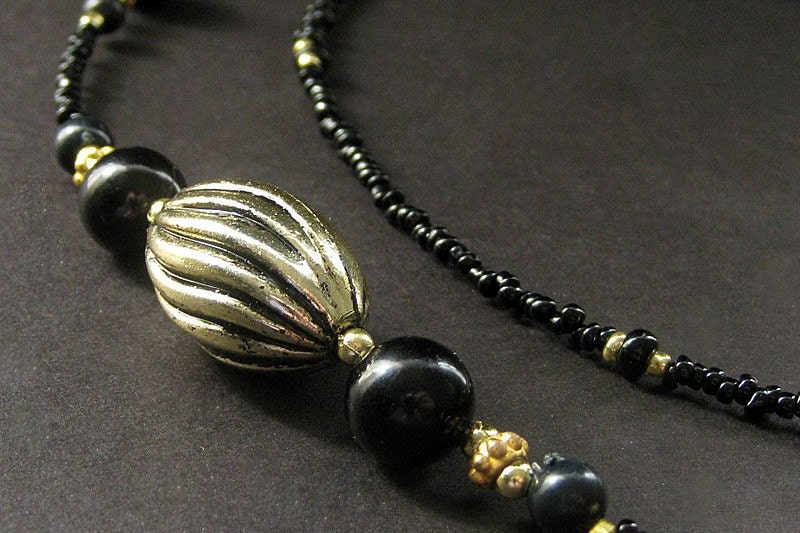 Beaded Eyeglass Chain - Golden Swirl in Black. Handmade.