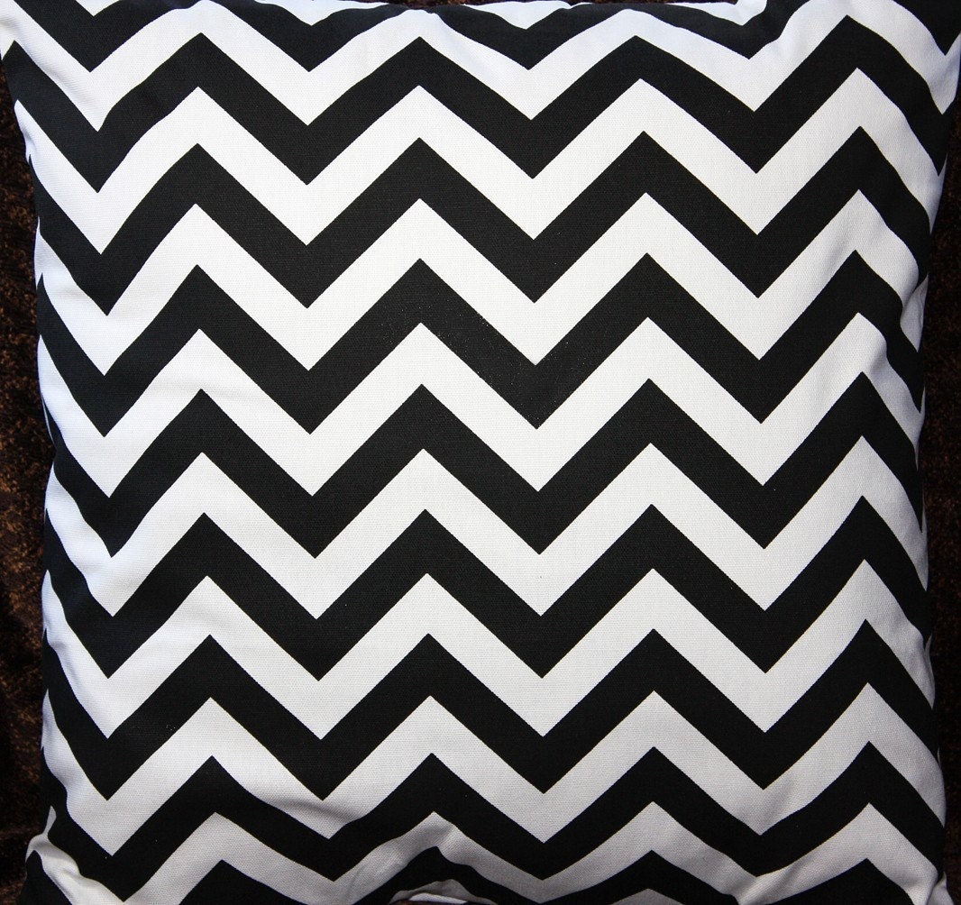 FREE U.S. SHIPPING - Set of Two 24x24 inch Designer Pillow Covers - Black and White Chevron Zig-Zag.