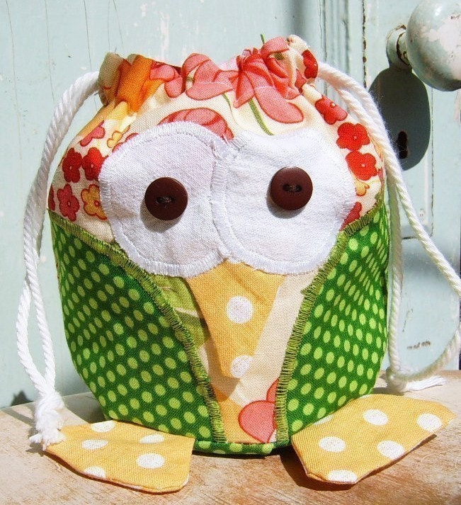 Bag pattern - PDF - Oliver Owl Drawstring Bag
