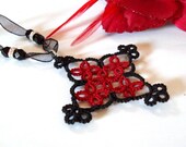 Gothic Tatted Necklace - Katherine in black and red
