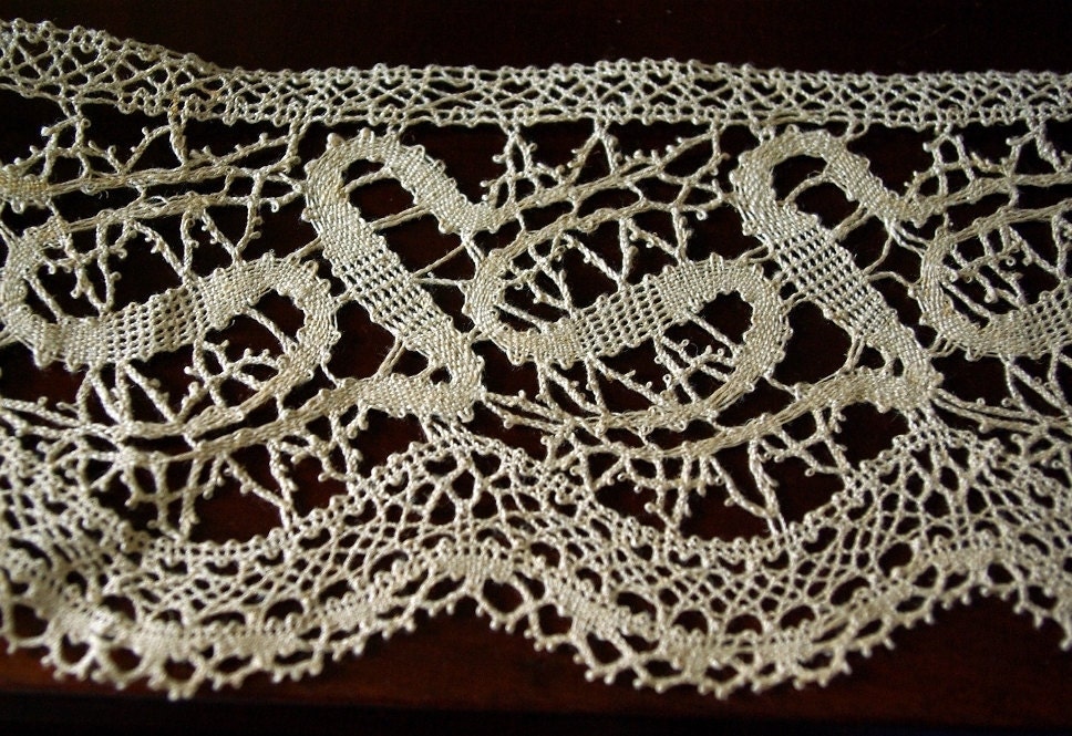 Lot of hand made Russian bobbin lace yardage, 1920s