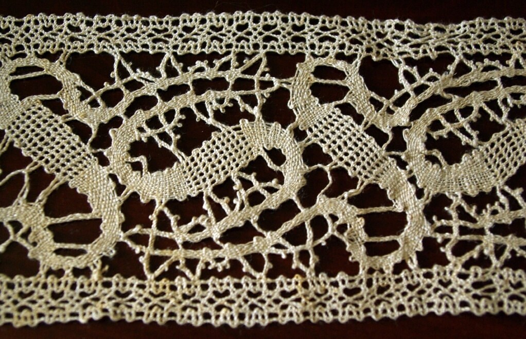 Lot of hand made Russian bobbin lace yardage, 1920s