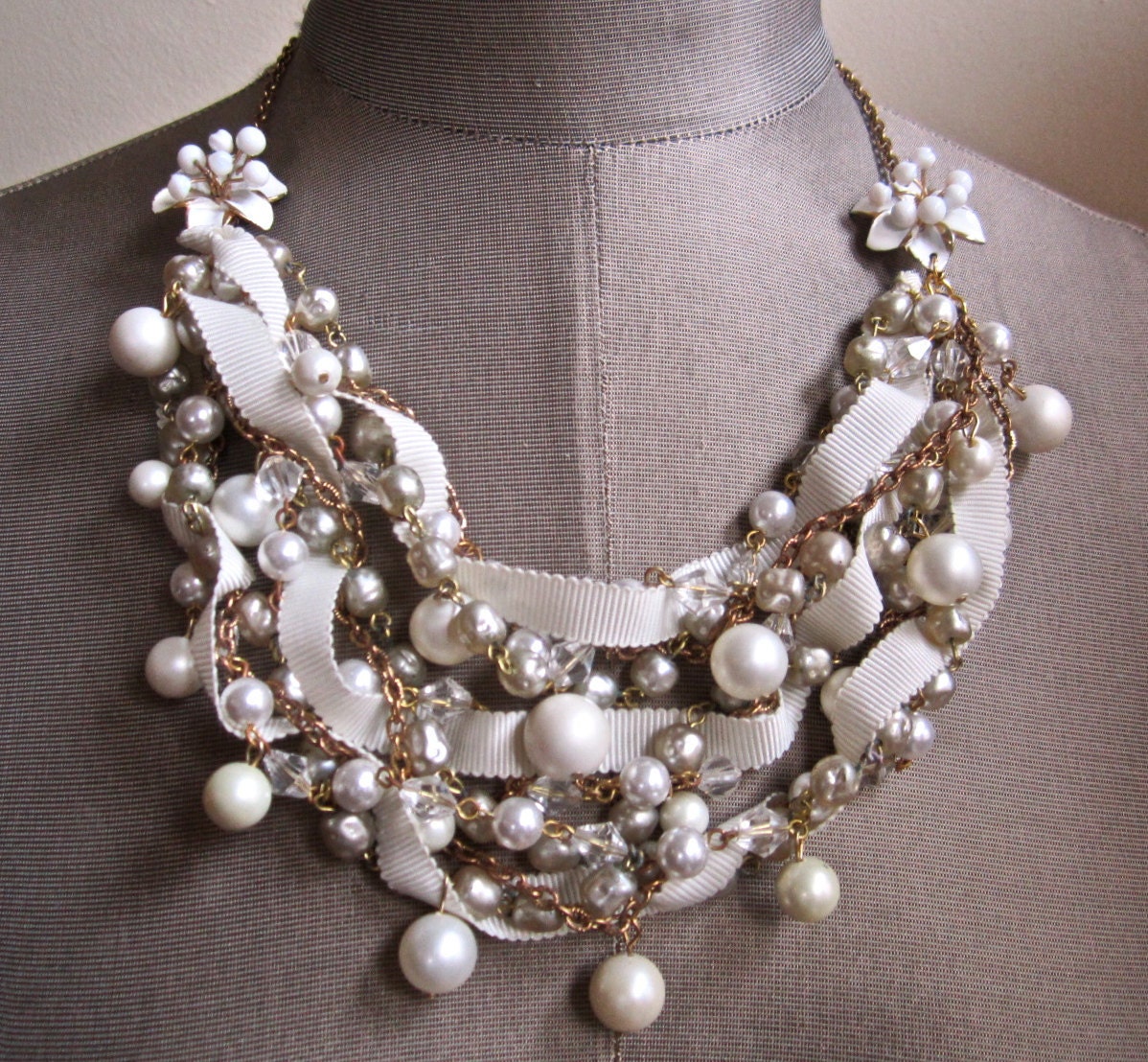 Chunky Bridal Pearl Vintage Wedding Bib Statement Necklace Ribbon & Pearl Gold Vintage Flower Brooch - Pearls, Pearls, Pearls Necklace