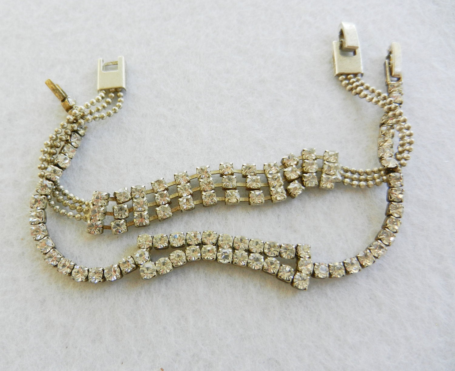 Promotion marrying - a beautiful vintage 1960 -2 crystal bracelets - for the bride or her bridesmaids--Art.962-