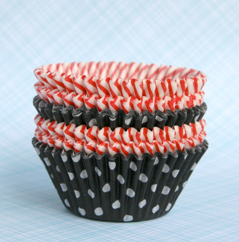 Red and Black Pirate Mix Cupcake Liners (60) Il_170x135