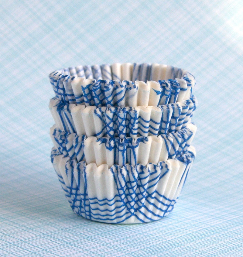 MINI Blue Plaid Cupcake Liners (60) Il_170x135