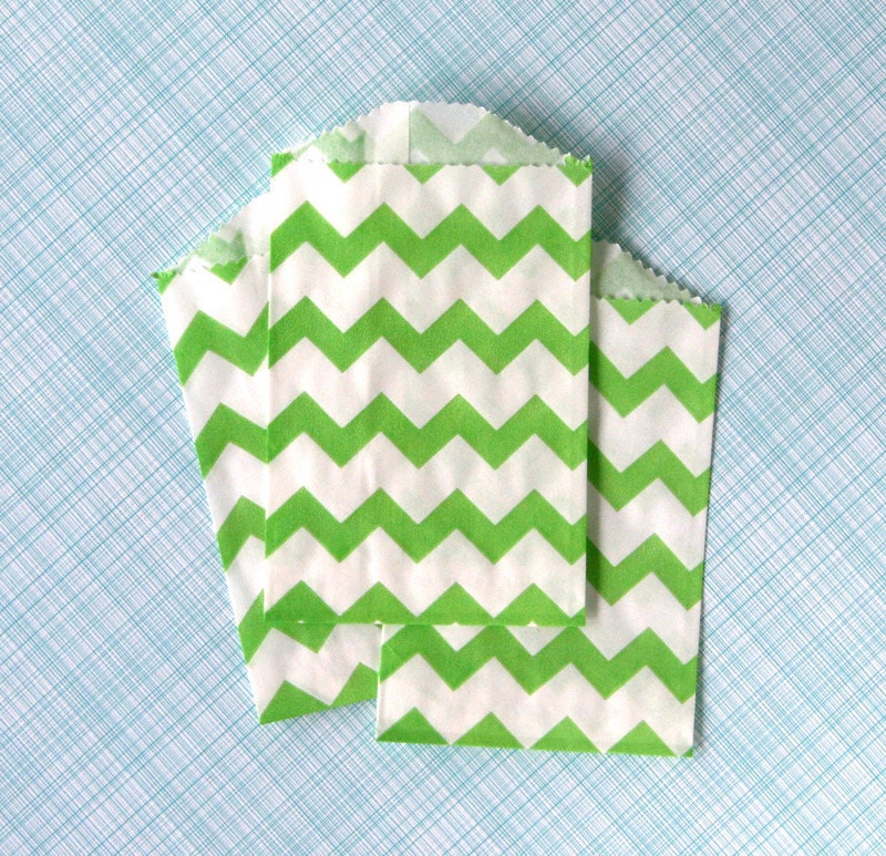 Little Green Chevron Paper Bags (20)