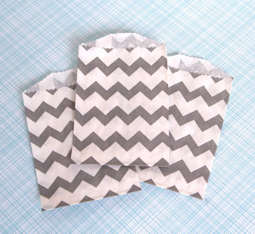 Little Gray Chevron Paper Bags (20) Il_170x135