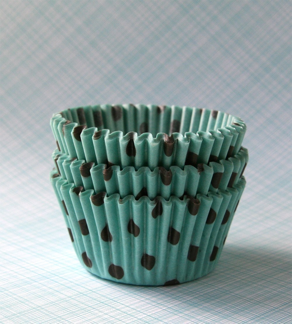 Turquoise cupcake brown Baking  Sweet Brown and Estelle's by  vintage (45) liners Dot Cupcake  Liners
