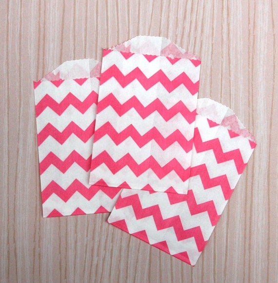 Little Pink Chevron Paper Bags (20) Il_570xn
