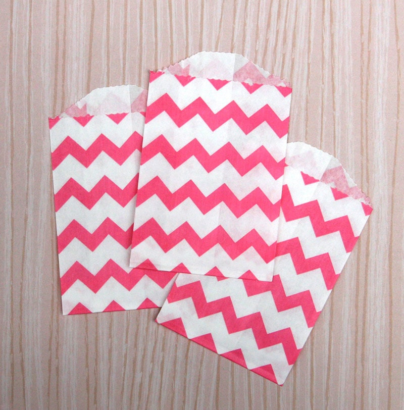 Little Chevron Paper Bags in Pink, Yellow and Black (30)