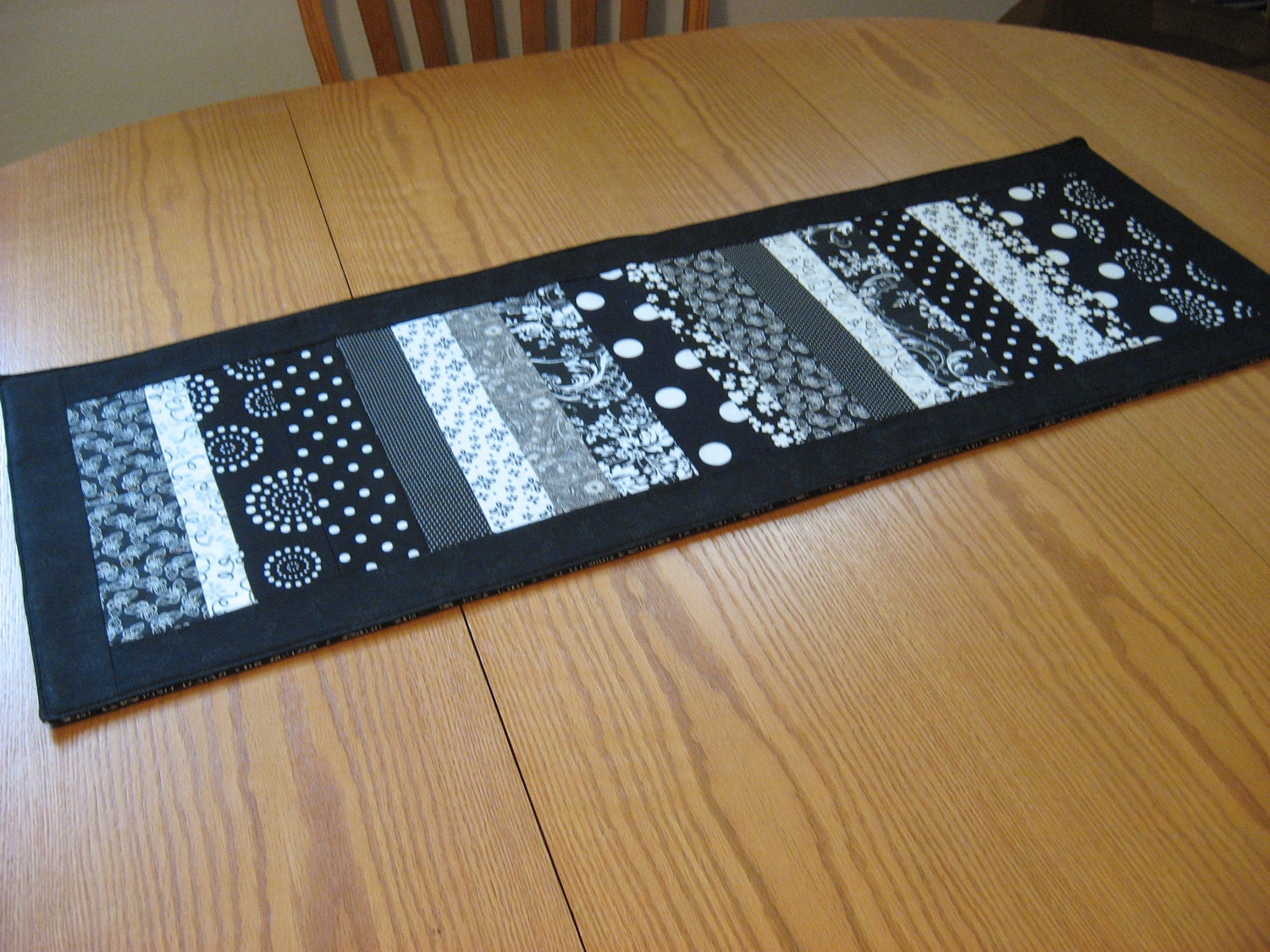 Black and white table runner