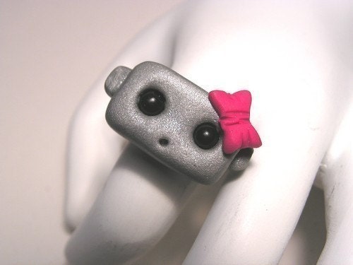 Robot Ring pink bow