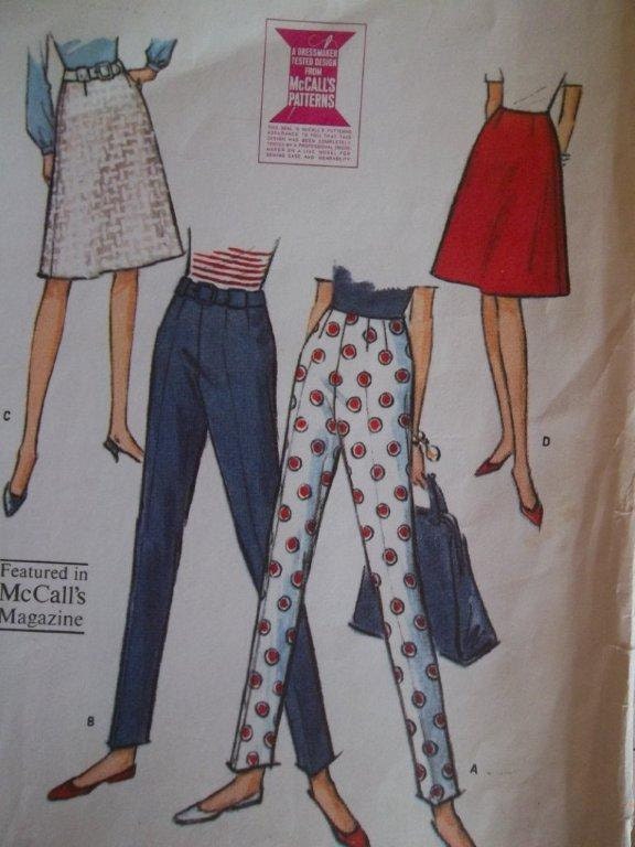 Sale - Vintage - 1965 - McCall's 7700 - Fitted Pants - Flared Skirt - Waist 24 - Hip 33