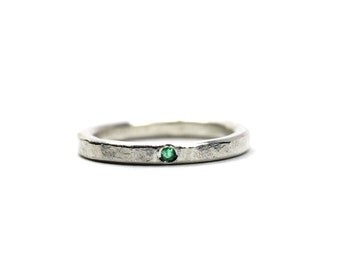 Delicate Silver Emerald Wedding Ring - Beryl Dab