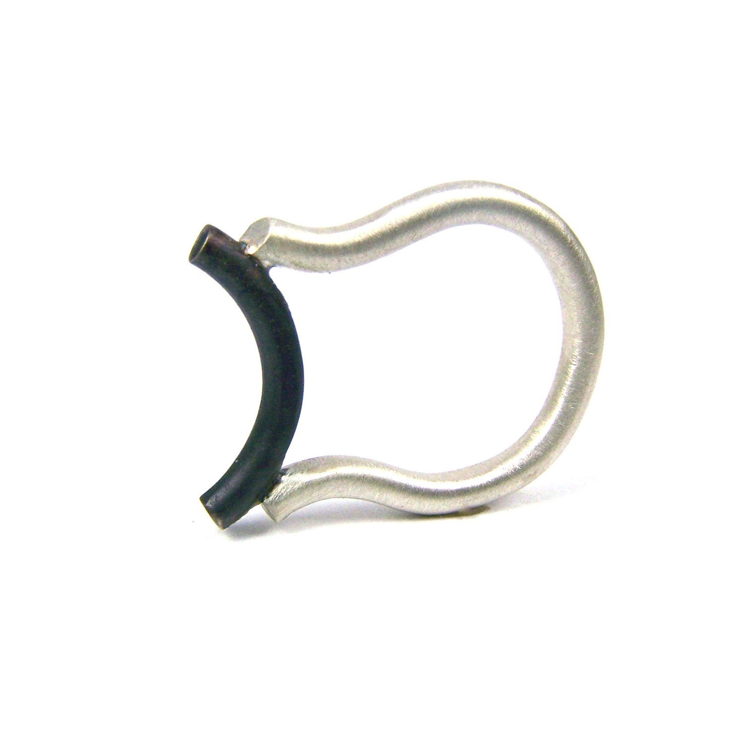 Modern Sterling Silver Zodiac Sign Ring - Taurus