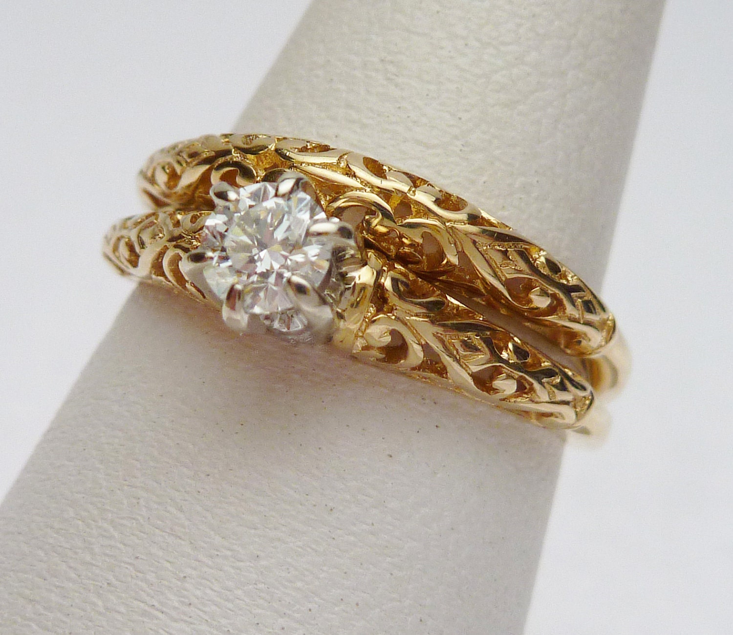 14kt Filigree 25 pt Diamond Wedding Set 1970s