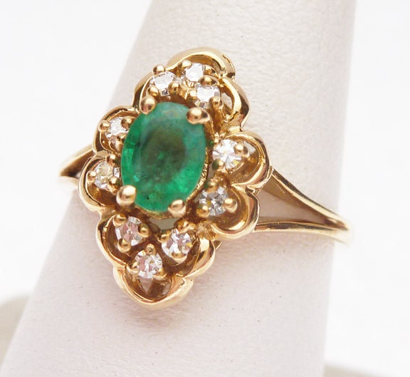 14kt Emerald and 10 pt Diamond Ring